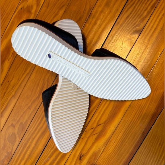 Adrienne Vittadini Slide On Casual Show- 10M- Like New - Picture 6 of 8